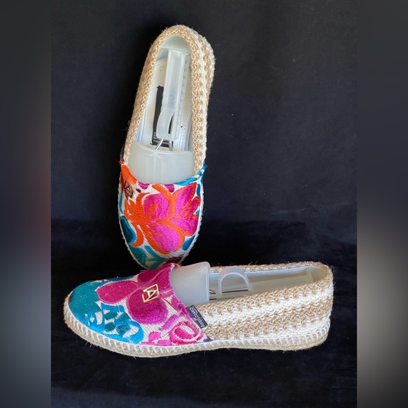 Angelozano Espedrille Slip-on Flats Embroidered Floral Women's Sz 7.5 bright - Picture 2 of 7